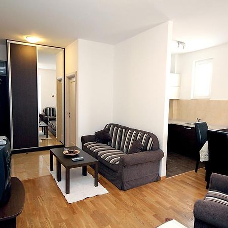 Apartments Draskovic Mirista Petrovac Exterior photo